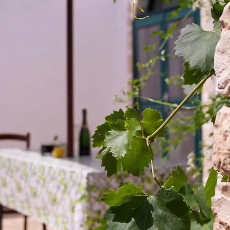 Holiday home Minicasa Nella Natura, Con Piscina A Due Passi